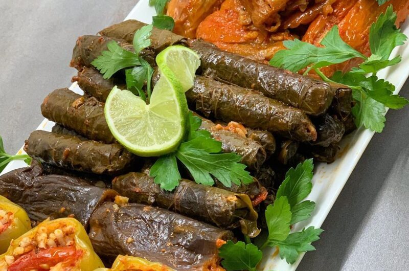 KARIŞIK KURU DOLMA VE YAPRAK SARMASI